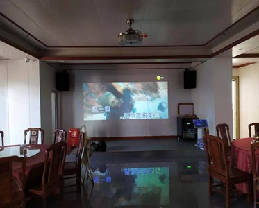 卡拉OK音響設備